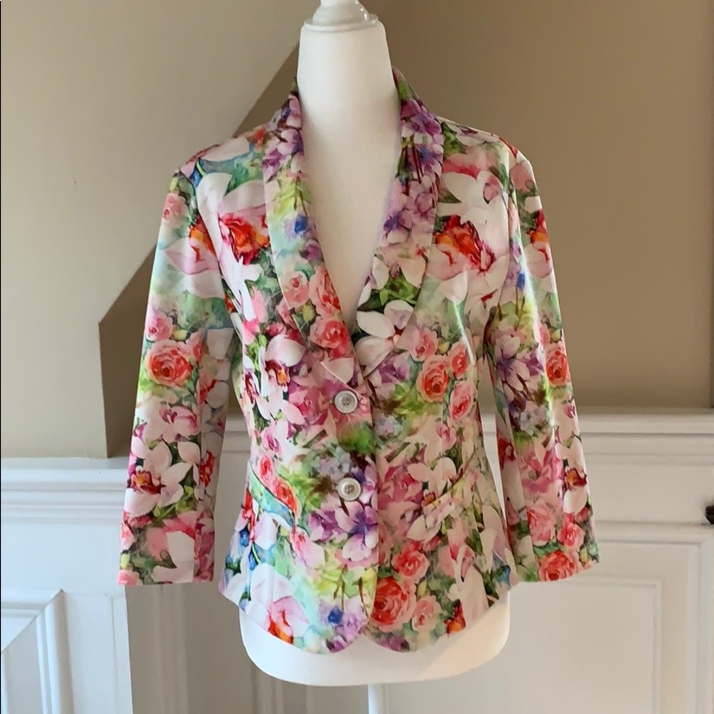 Floral blazer